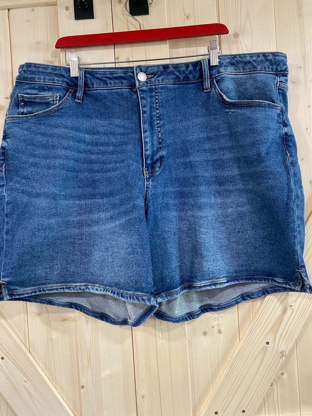 Ava & Viv High Rise Relaxed Bermuda Stretch Denim Shorts Size 22 7 Inch